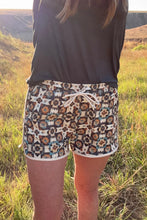 Load image into Gallery viewer, Golden Mesa Shorts
