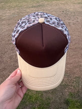 Load image into Gallery viewer, Pattern Hats
