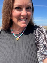 Load image into Gallery viewer, Pastel Heart Necklace