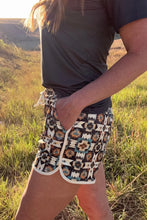 Load image into Gallery viewer, Golden Mesa Shorts