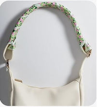 Load image into Gallery viewer, Small Floral Green Floral Twillie