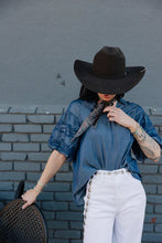 Load image into Gallery viewer, Sweetwater Stitch Denim