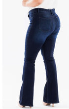 Load image into Gallery viewer, KanCan Plus Mid Rise Flare Jeans