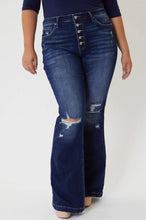 Load image into Gallery viewer, KanCan Plus High Rise Distressed Flare