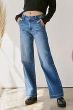 Load image into Gallery viewer, KanCan High Rise Trouser