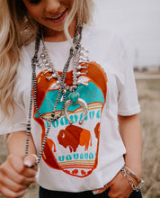 Load image into Gallery viewer, Buffalo Lips Western Design Tee